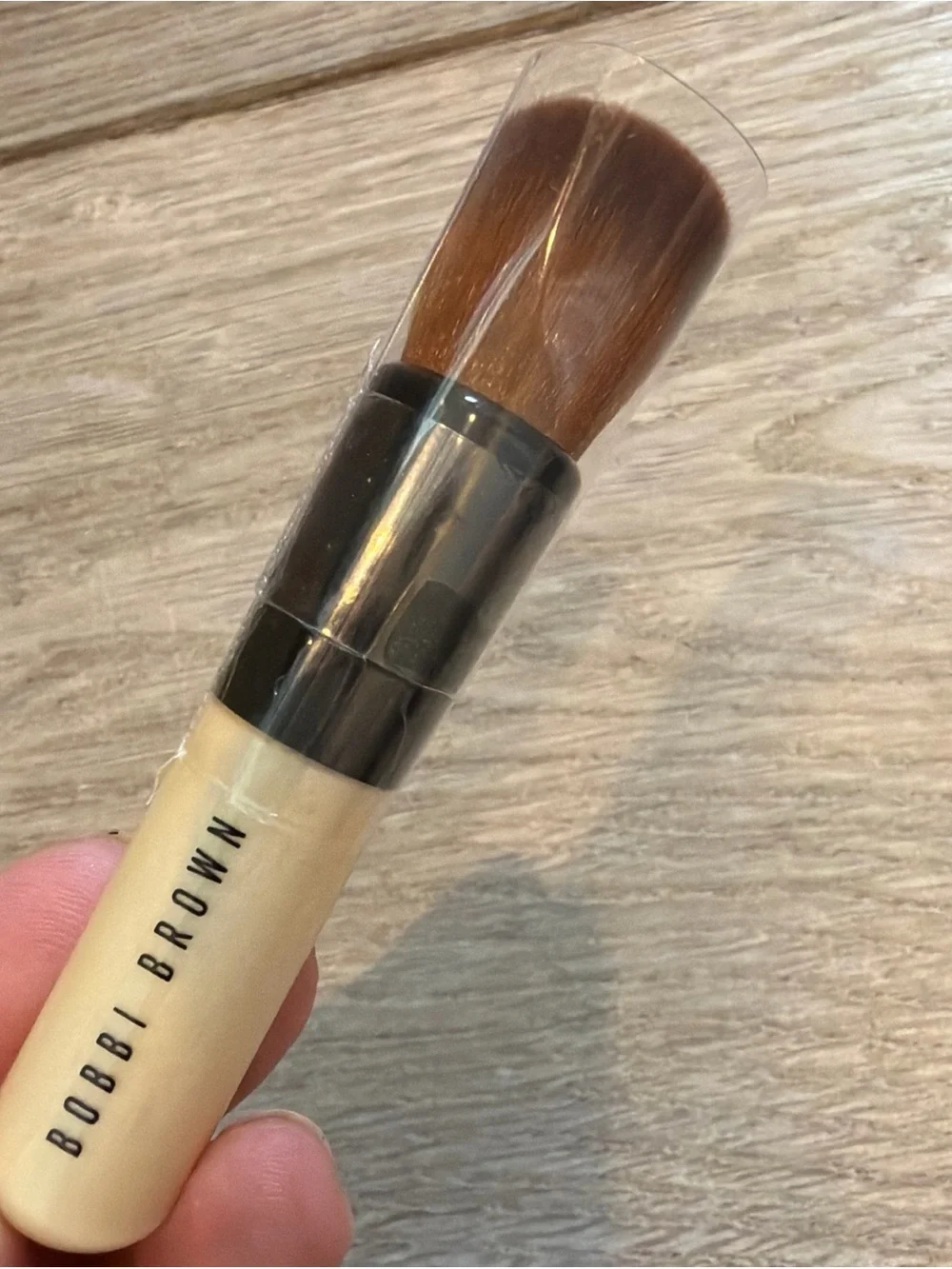 Bobbi Brown Full Coverage Face Brush - Travel Size (Sealed/5.29